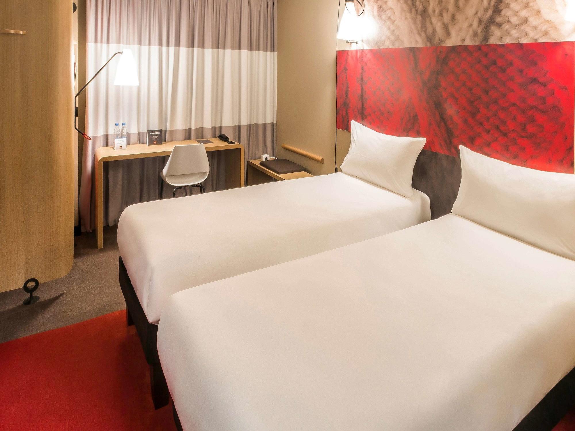Ibis Centre Hotel