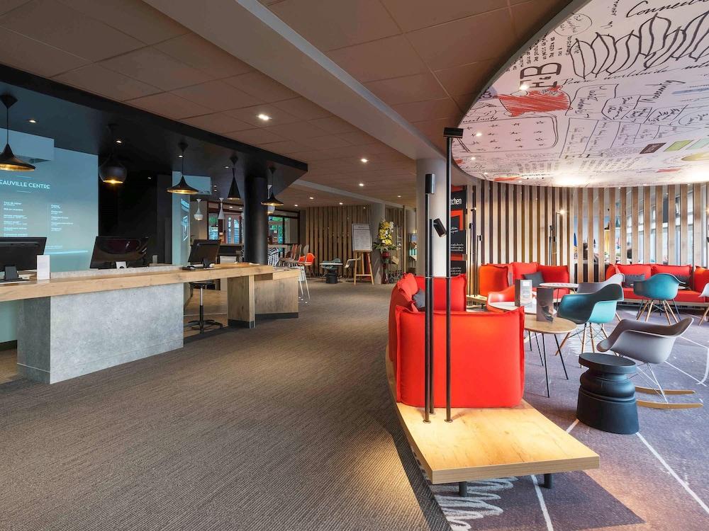Ibis Centre Hotel 3*