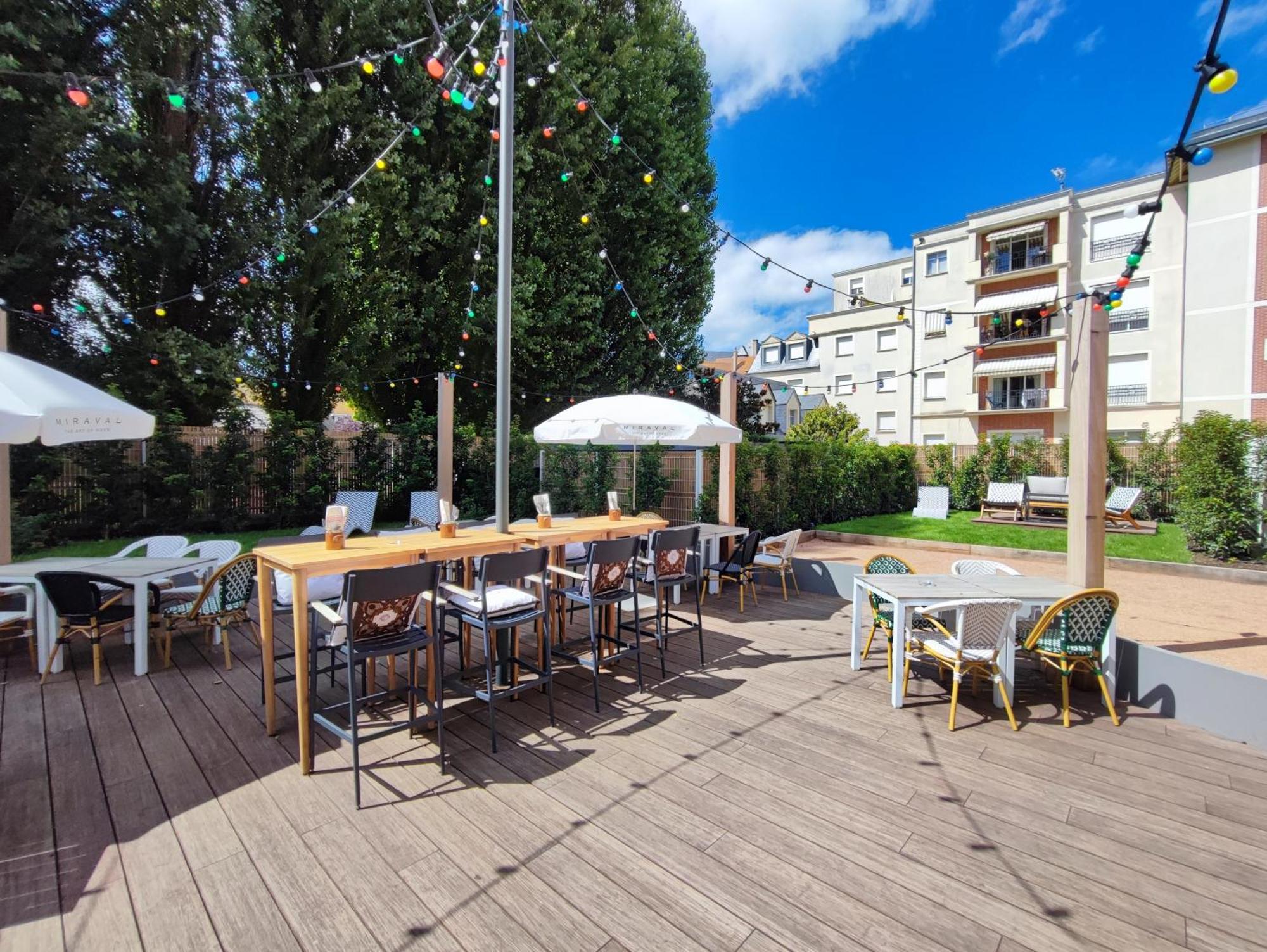 Ibis Centre Hotel 3*